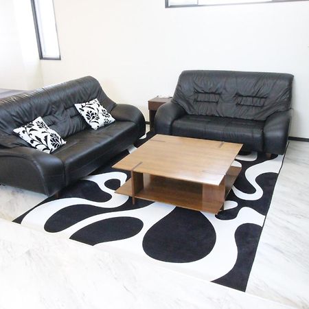Condominium Felicita Naha Eksteriør billede