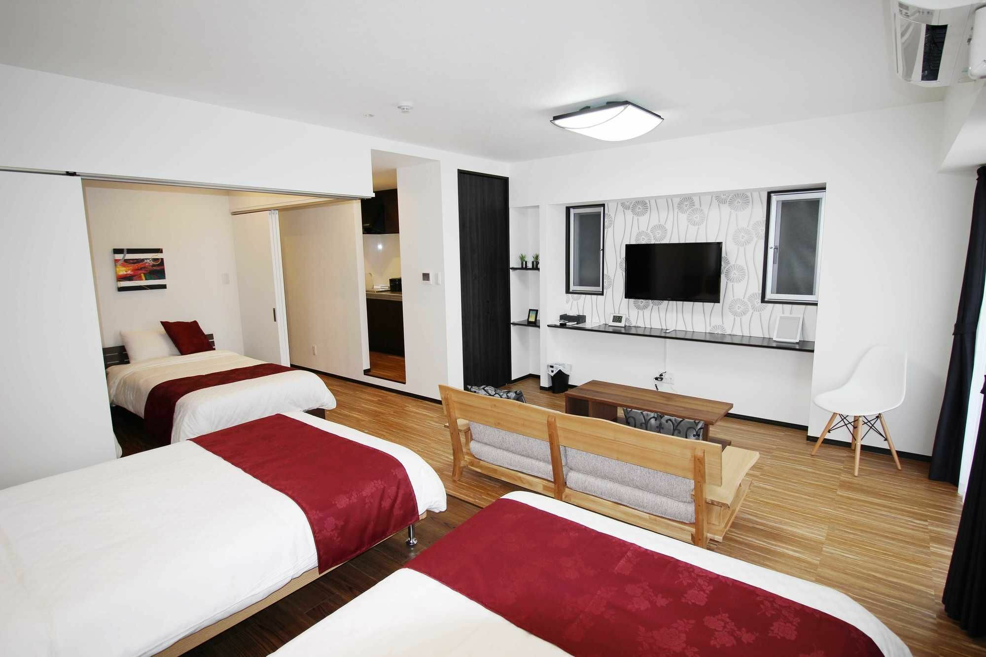 Condominium Felicita Naha Eksteriør billede
