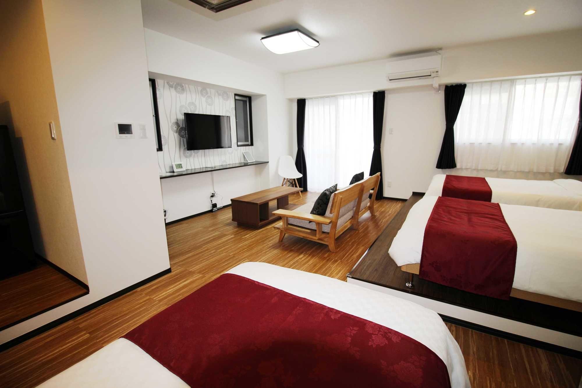 Condominium Felicita Naha Eksteriør billede
